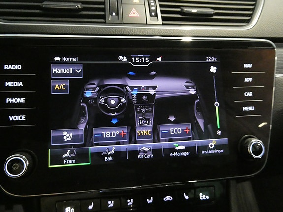 Skoda Superb 19 of 27