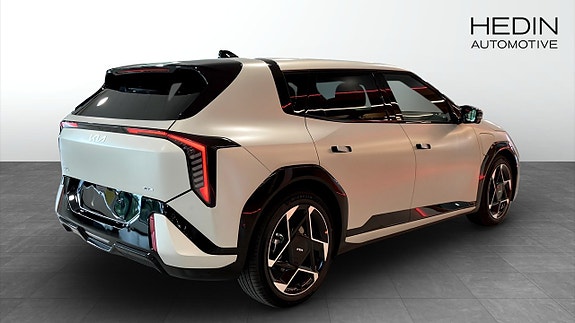Kia EV4 2 of 13