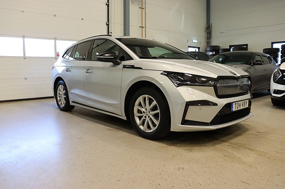 Skoda Enyaq 3 of 5