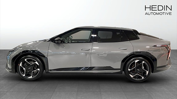 Kia EV4 6 of 13