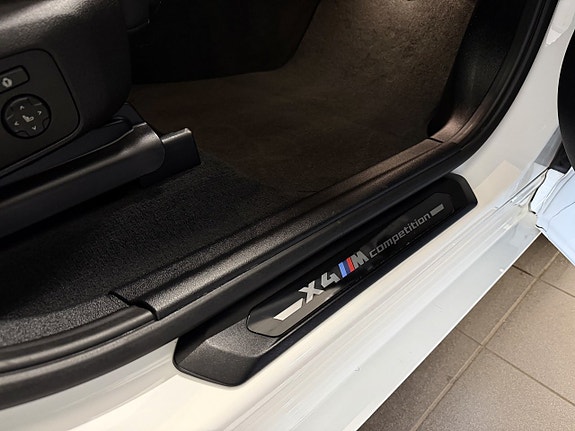 BMW X4 M 18 of 22