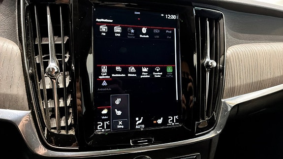 Volvo V90 Cross Country 19 of 26