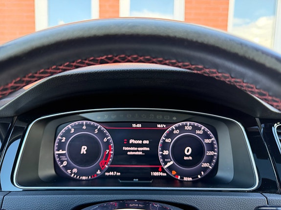 Volkswagen Golf VII 5 of 21