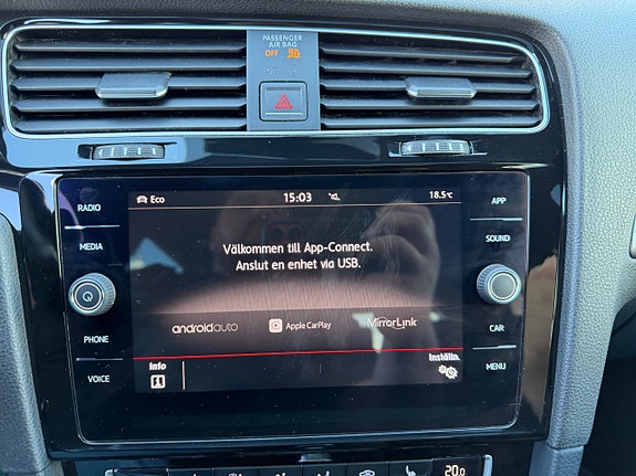 Volkswagen Golf VII 7 of 21
