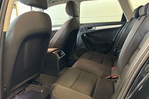 Audi A4 9 of 20
