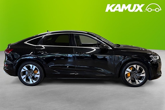 Audi e-tron Sportback 2 of 5