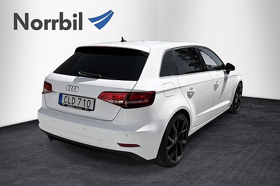 Audi A3 7 of 17