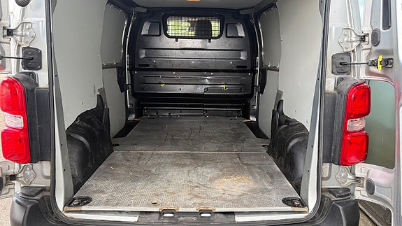 Toyota Proace 12 of 13