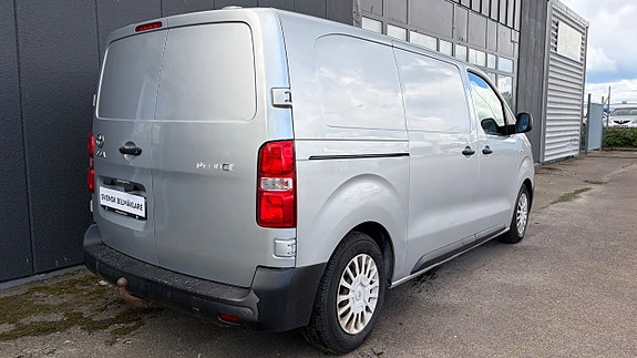 Toyota Proace 4 of 5