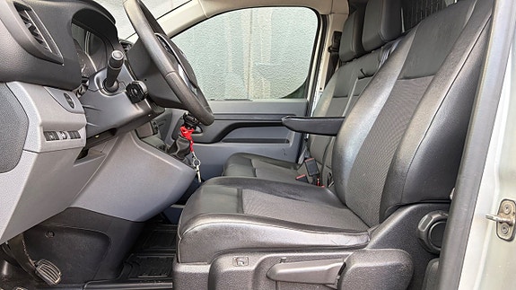 Toyota Proace 9 of 13