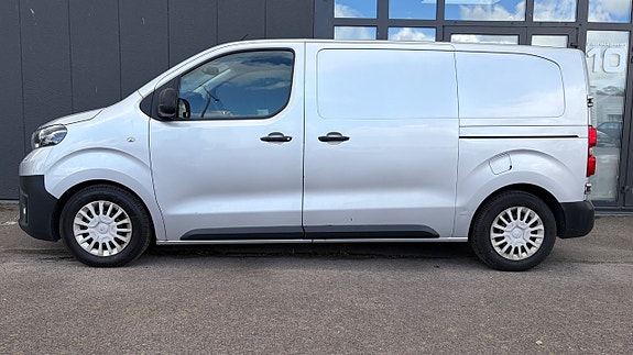 Toyota Proace 2 of 5