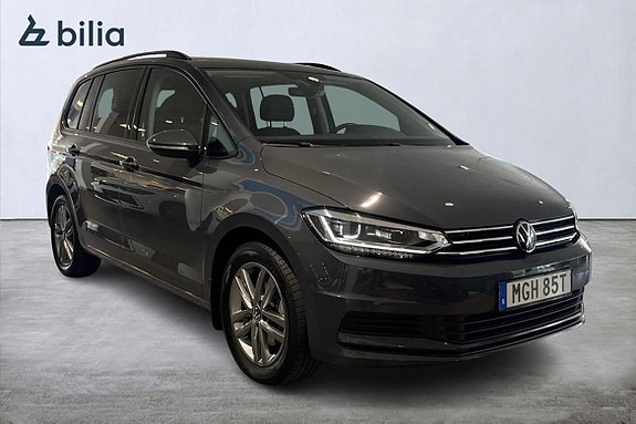 Volkswagen Touran 4 of 5