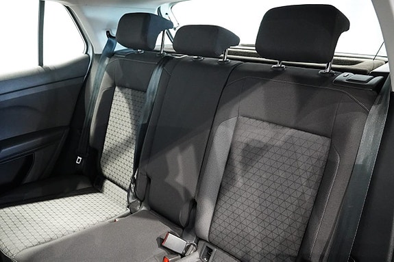Volkswagen T-Cross 7 of 10