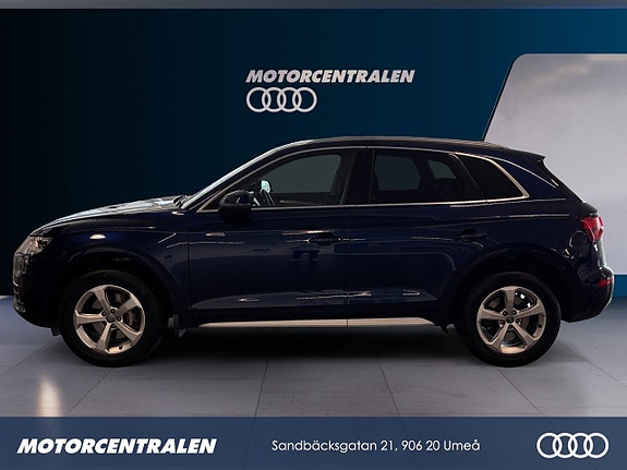 Audi Q5 2 of 5