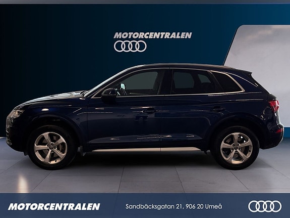 Audi Q5 2 of 15