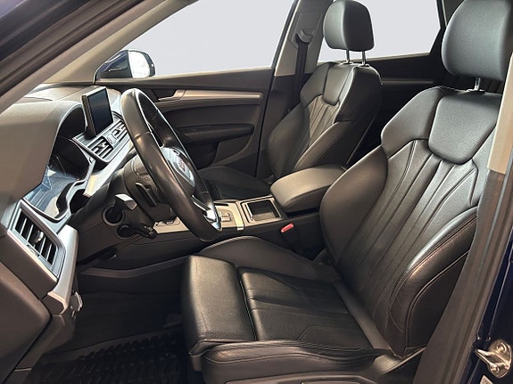 Audi Q5 7 of 15