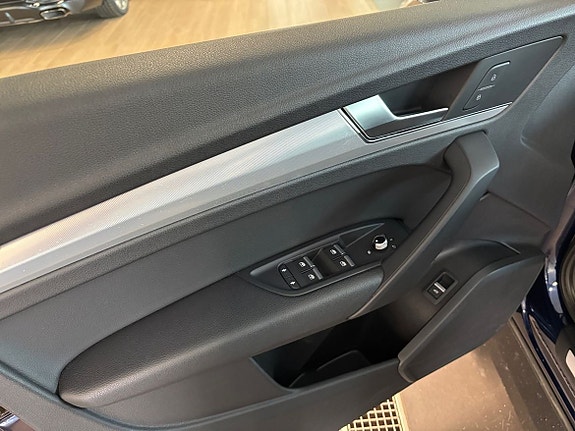 Audi Q5 8 of 15