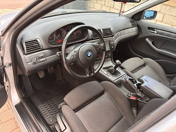 BMW 318i 15 of 23