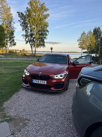 BMW M140i 3 of 5