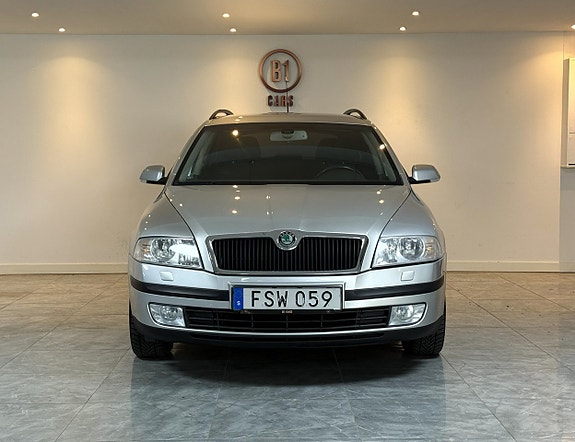 Skoda Octavia 6 of 17