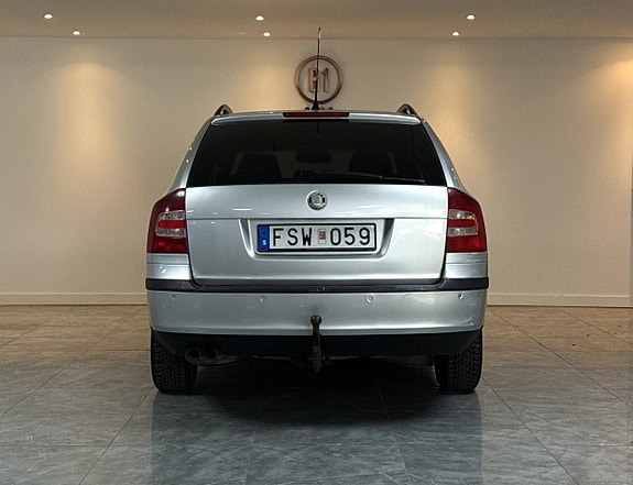 Skoda Octavia 7 of 17