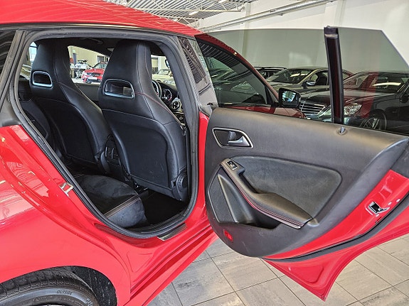 Mercedes-Benz CLA220 d 13 of 20