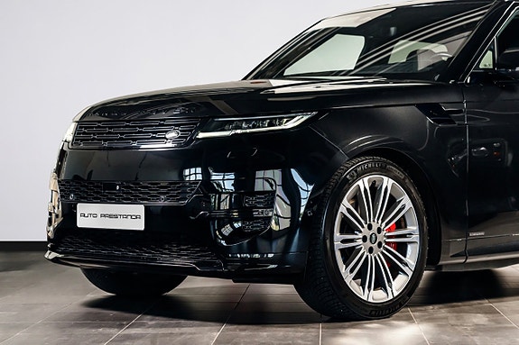 Land Rover Range Rover Sport 5 of 5
