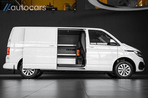 Volkswagen Transporter 2 of 5
