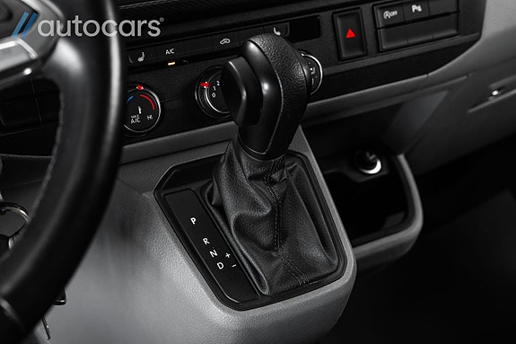 Volkswagen Transporter 24 of 30