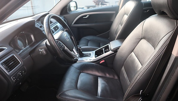 Volvo XC70 5 of 18