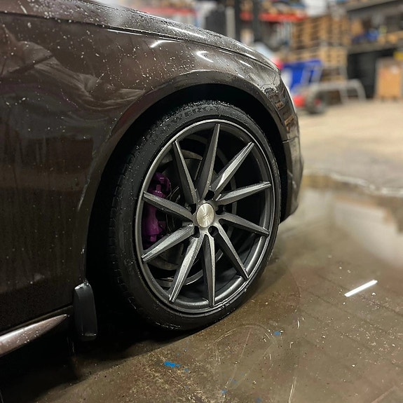 Audi A4 3 of 5