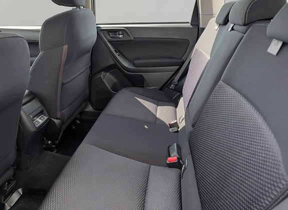 Subaru Forester 5 of 5