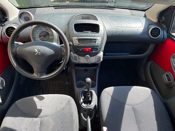 Peugeot 107 6 of 9