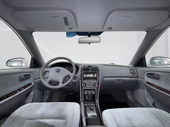 Kia Magentis 9 of 12