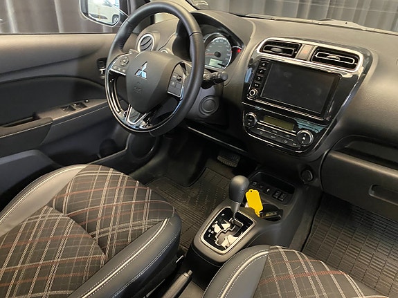 Mitsubishi Space Star 26 of 30