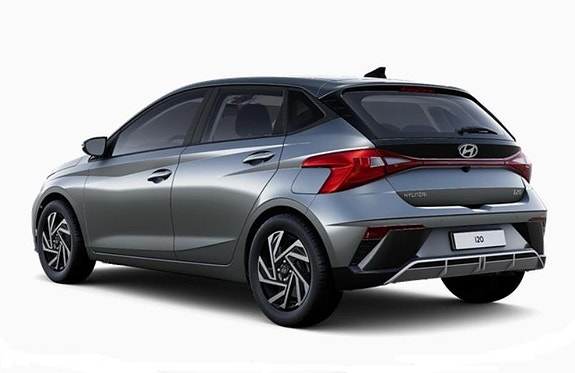 Hyundai i20 2 of 5