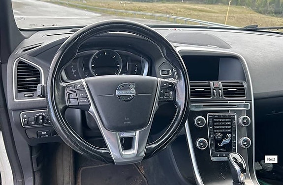 Volvo XC60 5 of 10