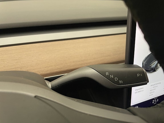 Tesla Model 3 26 of 30