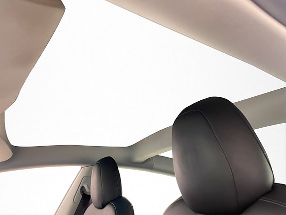 Tesla Model 3 10 of 30
