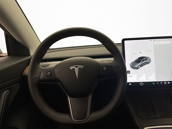 Tesla Model 3 13 of 30