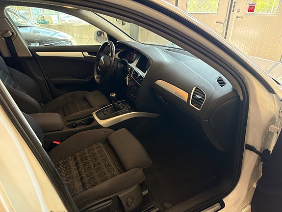 Audi A4 6 of 8
