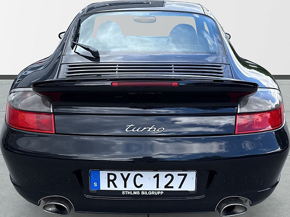 Porsche 911 Turbo 8 of 19