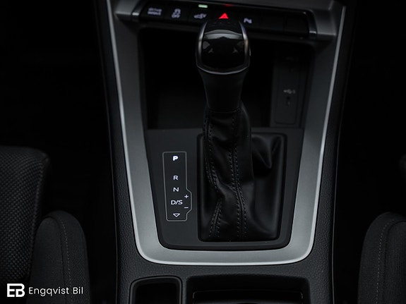 Audi Q3 25 of 30