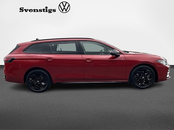 Volkswagen Passat 7 of 13