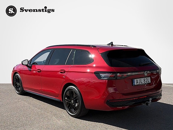 Volkswagen Passat 3 of 19