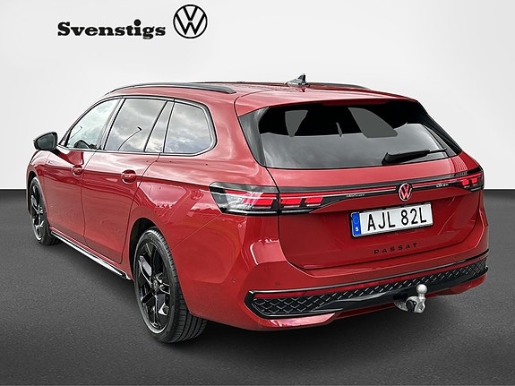 Volkswagen Passat 3 of 5