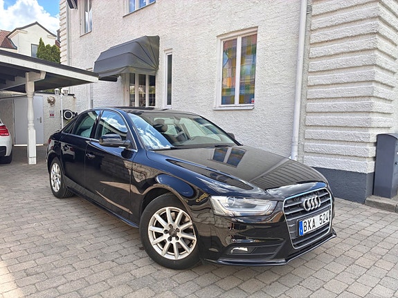 Audi A4 3 of 21