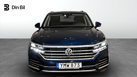 Volkswagen Touareg 4 of 5
