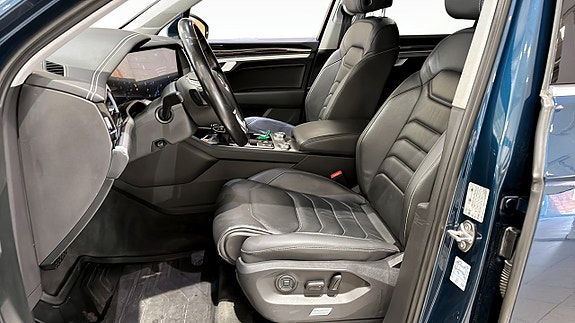 Volkswagen Touareg 8 of 15