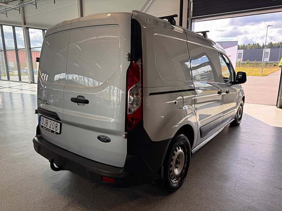 Ford Transit Connect 3 of 5